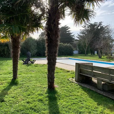 Villa La Du Payre, Proche Et Piscine Chauffee *
